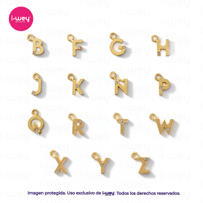 Dije de Letra Con Diamante